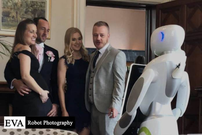 Gary-and-Megan-hired-a-Eva-The-Robot-Photography-robot-for-their-wedding
